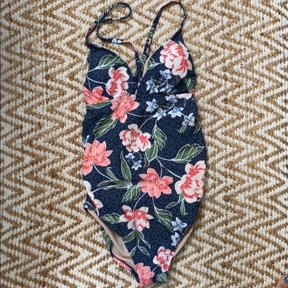 Maternity swim suit medium
